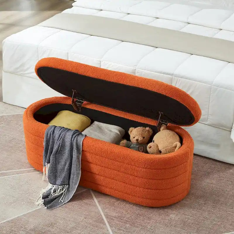 Moderne ovale opbergbank met zachte, gestructureerde bekleding