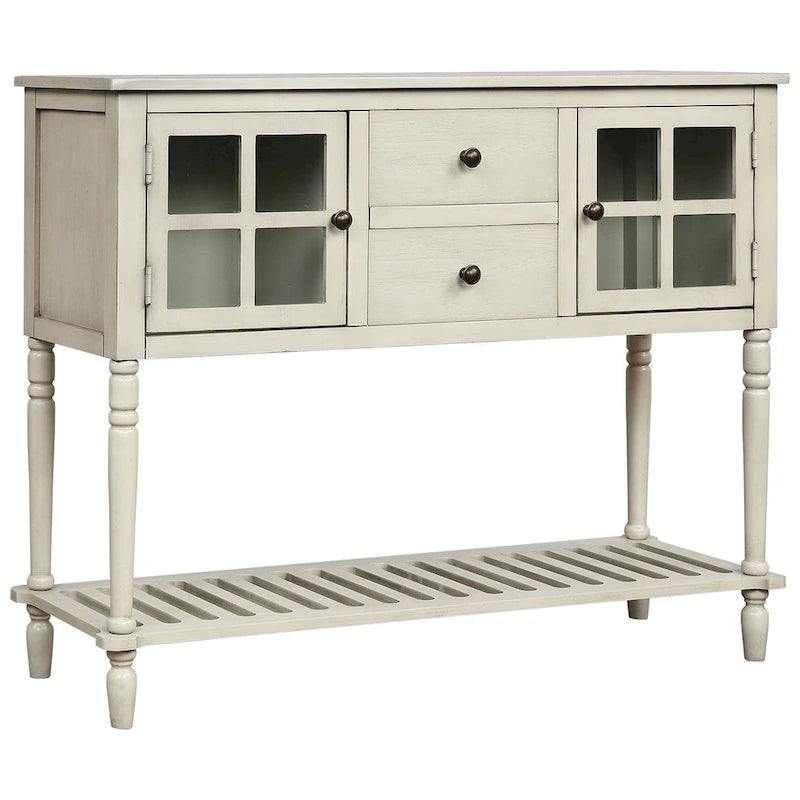 Sideboard im Landhausstil aus Holz und Glas mit Schubladen und unterem Regalboden