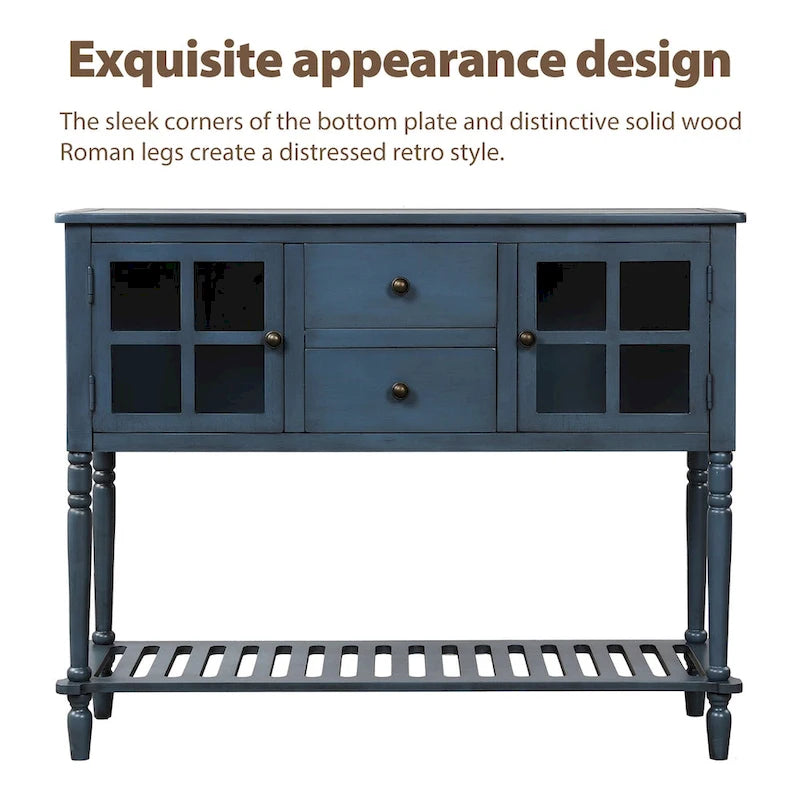 Sideboard im Landhausstil aus Holz und Glas mit Schubladen und unterem Regalboden