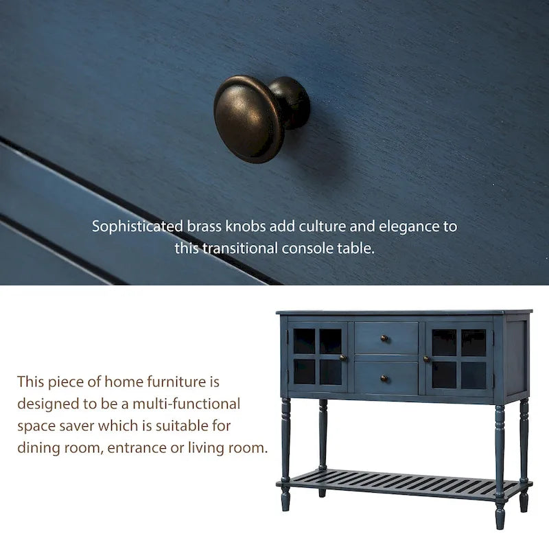 Sideboard im Landhausstil aus Holz und Glas mit Schubladen und unterem Regalboden